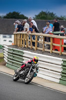 Vintage-motorcycle-club;eventdigitalimages;mallory-park;mallory-park-trackday-photographs;no-limits-trackdays;peter-wileman-photography;trackday-digital-images;trackday-photos;vmcc-festival-1000-bikes-photographs